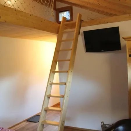 Haengebrigga Bed & Breakfast