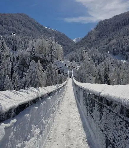 Hängebrigga Frühstückspension